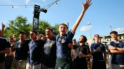 Soccer Football - FIFA World Cup 2026 - Group C - Scotland v Morocco - Fans gather in New York City - New York City, New York, U.S. - June 19, 2026 Scotland fans before the match at the Brooklyn Bridge park watch party IMAGN IMAGES via Reuters/Caean Couto