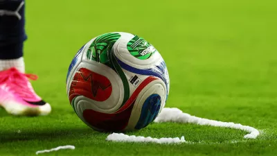 Soccer Football - FIFA World Cup 2026 - Group D - Turkey v Paraguay - San Francisco Bay Area Stadium, Santa Clara, California, U.S. - June 19, 2026 Foam on the pitch after the referee marked to position of a free kick REUTERS/Carlos Barria