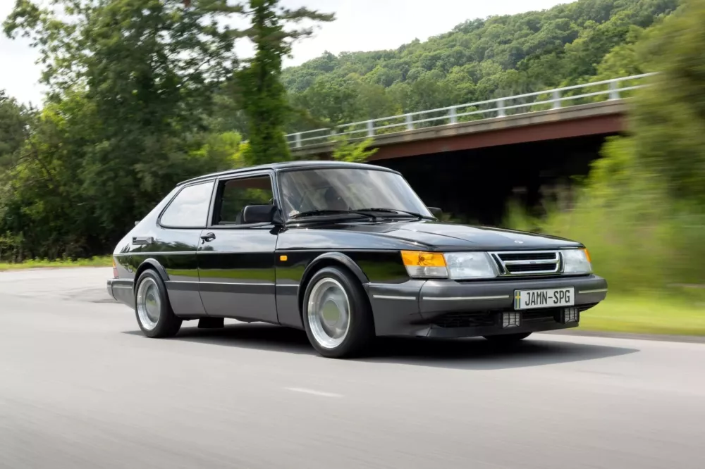 Saab 900 turboi