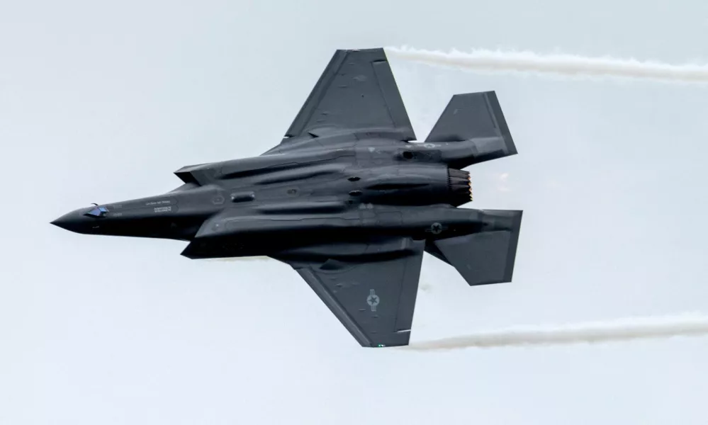 FILE PHOTO: A Lockheed Martin F-35 fighter jet performs during the International Aerospace Exhibition ILA on the opening day at Schoenefeld Airport in Berlin, Germany June 5, 2024. REUTERS/Axel Schmidt/File Photo