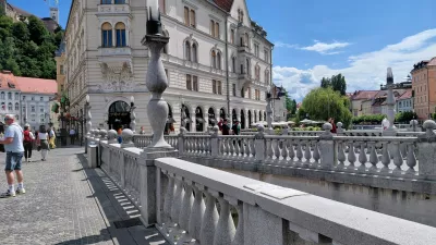 V središču Ljubljane izginil del Plečnikove dediščine