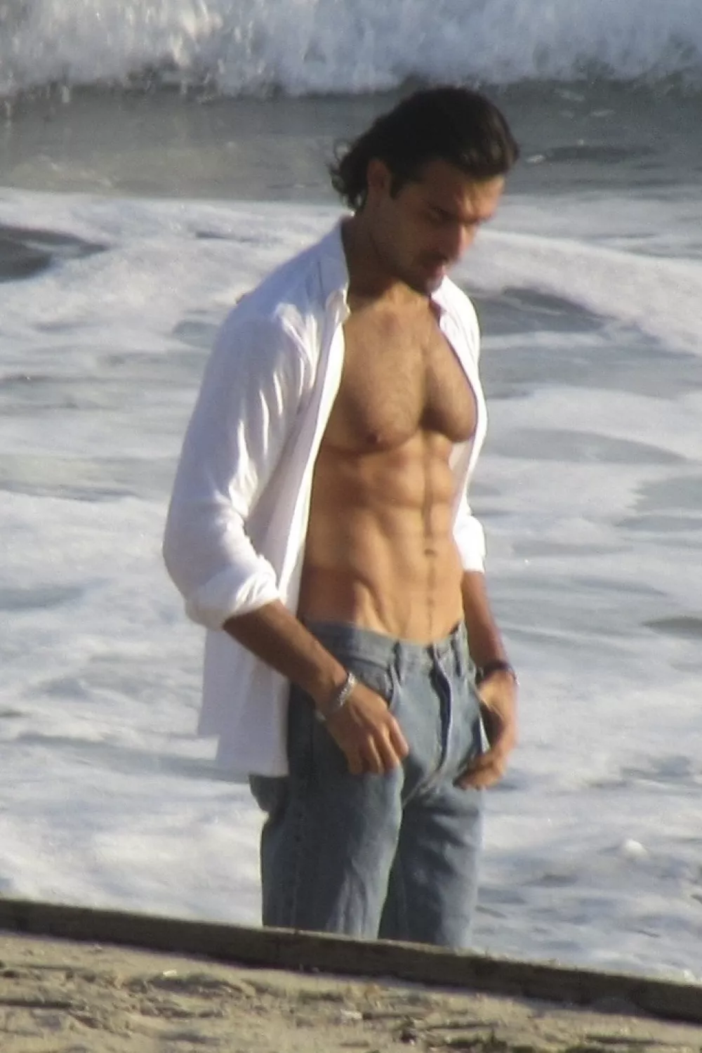 Malibu, CA - *EXCLUSIVE* **WEB MUST CALL FOR PRICING** - Sam Asghari was seen posing shirtless during a photoshoot at Zuma Beach in Malibu. The fitness star struck confident poses along the shoreline.BACKGRID USA 30 MAY 2025,Image: 1005370761, License: Rights-managed, Restrictions:, Model Release: no, Pictured: Sam Asghari 