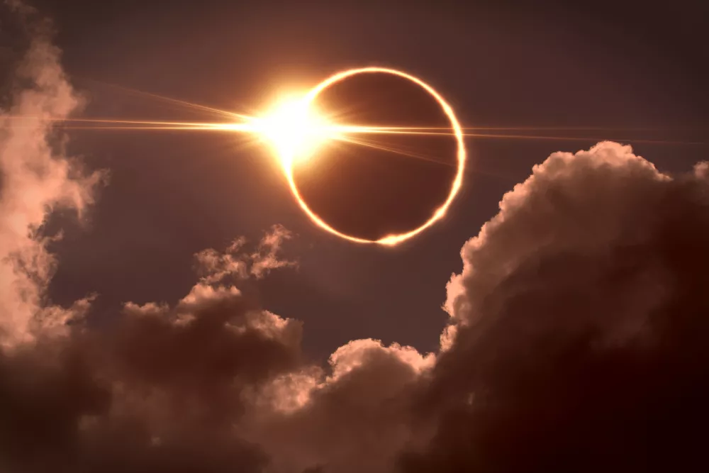 Popoln sončni mrk bo nam najbližji &scaron;ele v &Scaron;paniji / Foto: Istock