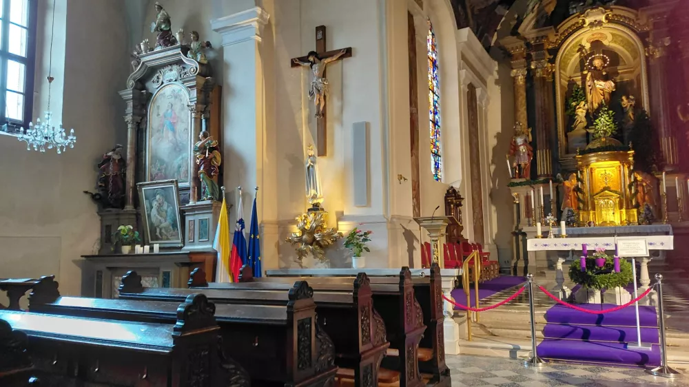 Samostanka cerkev sv. Jakoba, Kamnik, franči&scaron;kanski samostan