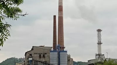 Po stečaju družbe Vipap Videm Kr&scaron;ko je v stečajni masi ostala čistilna naprava, ki poleg industrijskih odpadnih voda Vipapa čistijo komunalne odpadne vode občine. F Občina Kr&scaron;ko