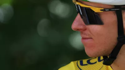 Cycling - Tour de France - Stage 13 - Dole to Belfort - Dole, France - July 17, 2026 UAE Team Emirates XRG's Tadej Pogacar, wearing the yellow jersey, before the start of stage 13 REUTERS/Gonzalo Fuentes
