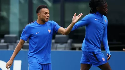 Soccer Football - FIFA World Cup 2026 - France Training - Inter Miami CF Training Facility, Fort Lauderdale, Florida, U.S. - July 17, 2026 France's Kylian Mbappe during training REUTERS/Carlos Barria