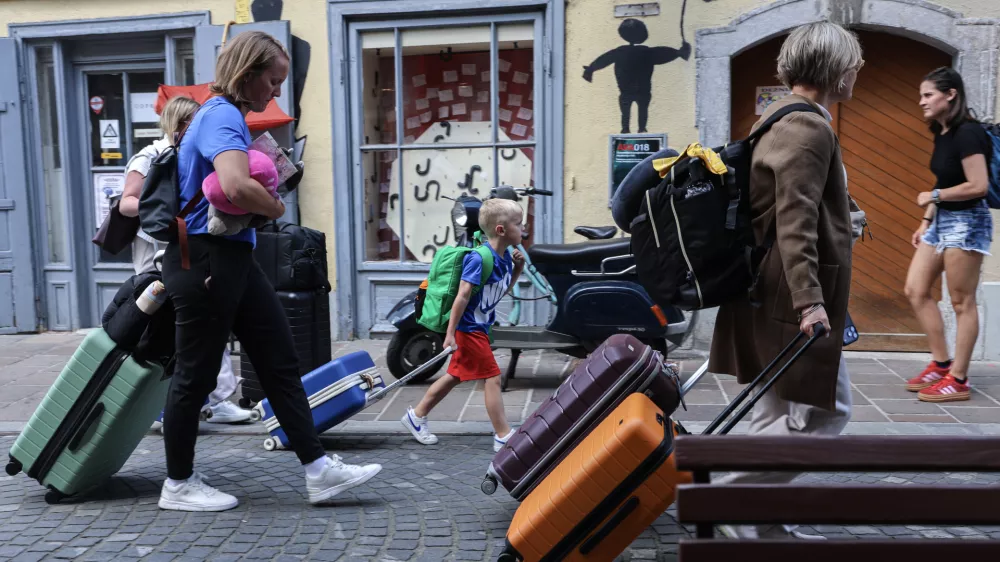 - 22.07.2026 - turisti, turizem v Ljubljani, airbnb, oddaja stanovanj, ključavnica//FOTO: Jaka Gasar