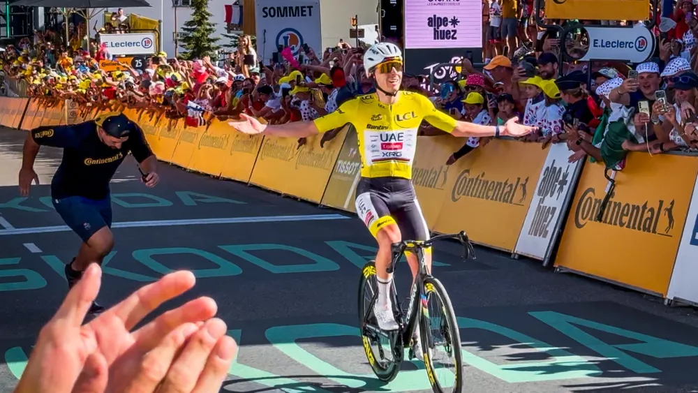 Francija, Gap.19. etapa kolesarske dirke po Franciji med krajema Voiron in Orcieres Merlette.Zmagovalec 19. etape kolesarski as Tadej Pogacar. / Foto: Sta