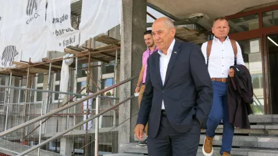 Kranj, Okrozno sodisce v Kranju.Predsednik SDS Janez Jansa na sodiscu zaradi odskodninske tozbe glede procesa Patria.