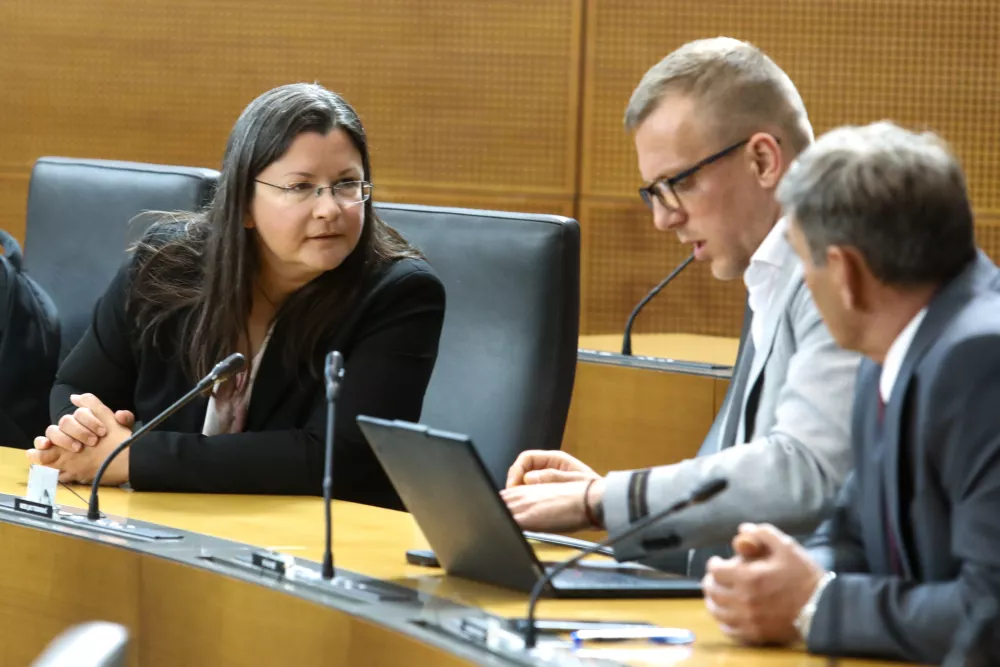 Katja Kokot resnica22.5.2026 - državni zbor - izredna seja DZ, na kateri bodo obravnavali predlog za izvolitev prvaka SDS Janeza Jan&scaron;e za predsednika vlade;Foto: Luka Cjuha