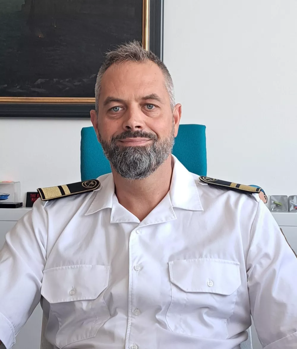 Najlep&scaron;i zalivi so najbolj ranljivi: Morsko dno lahko plačuje ceno poletnega sidranja več desetletij