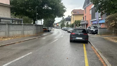 Zaradi parkiranja v Šiški ogrožena varnost otrok