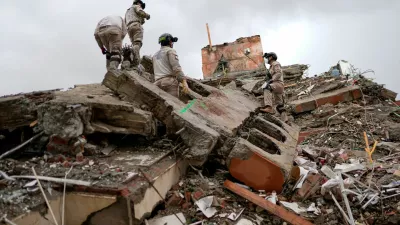 Colombian Navy members work, as search operations continue following an August 10 earthquake, at the Torres de Limonar building in Cali, Colombia, August 17, 2026. REUTERS/Sergio Acero