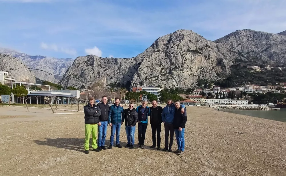 Vokalna skupina Snežet, Tolmin / Foto: Arhiv Vokalne Skupine Snežet