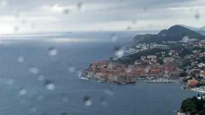 - 12.9 - 28.9.2014 - Simbolične fotografije - potovanje - Balkan, Dubrovnik, Hrvaška, dež  //FOTO: Jaka Gasar