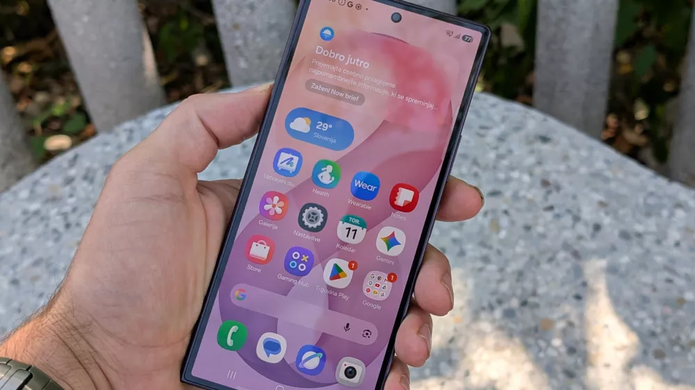 Samsung galaxy z fold 8 ultra