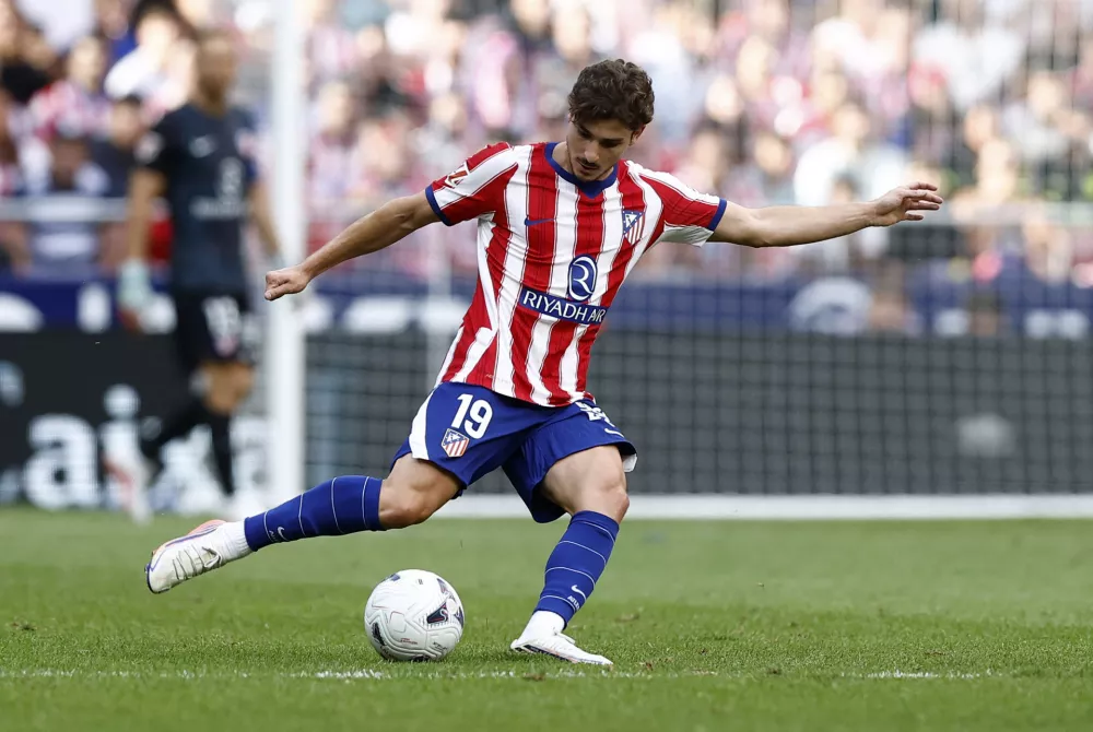 Soccer Football - LaLiga - Atletico Madrid v Villarreal - Riyadh Air Metropolitano, Madrid, Spain - August 23, 2026 Atletico Madrid's Julian Alvarez in action REUTERS/Thomas Peter