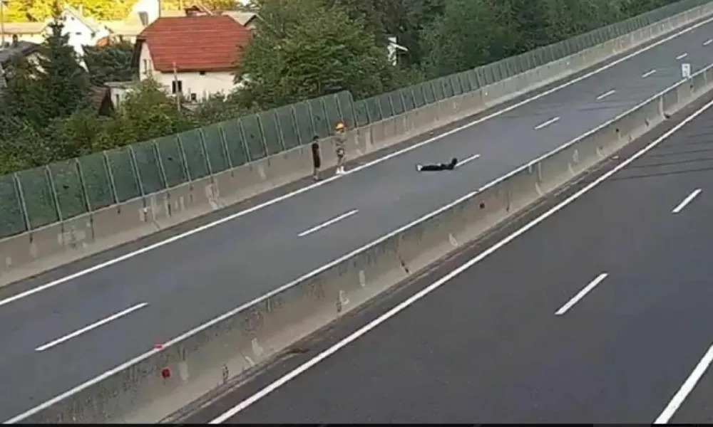Smrtonosna vožnja v napačno smer za v&scaron;ečke in sledilce