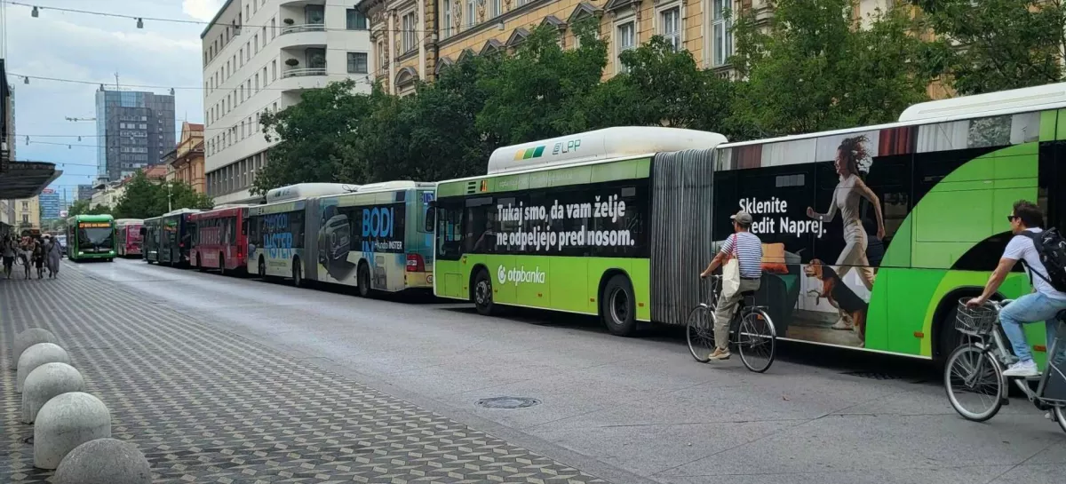 Prizor s Slovenske ceste, ki je postal že nekaj običajnega. / Foto: Tk