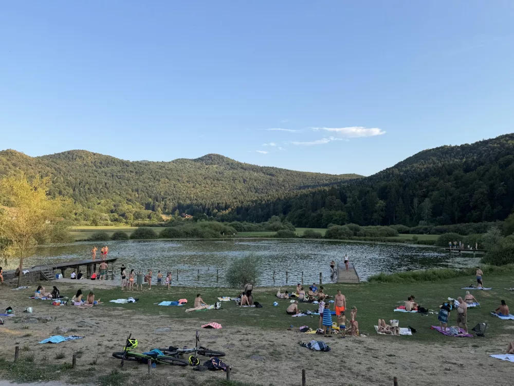 Kopanje na slepo v vodah brez nadzora