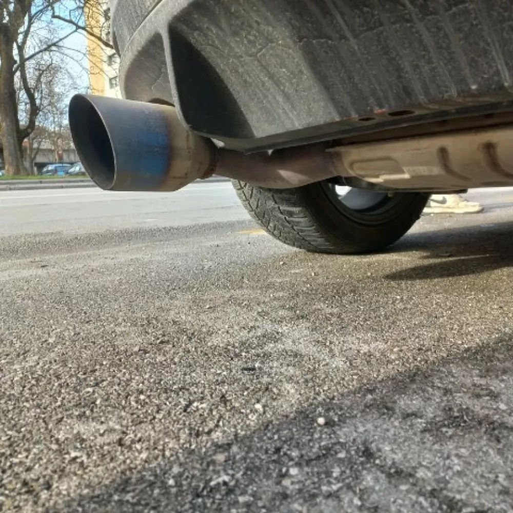 predelana izpu&scaron;na cev