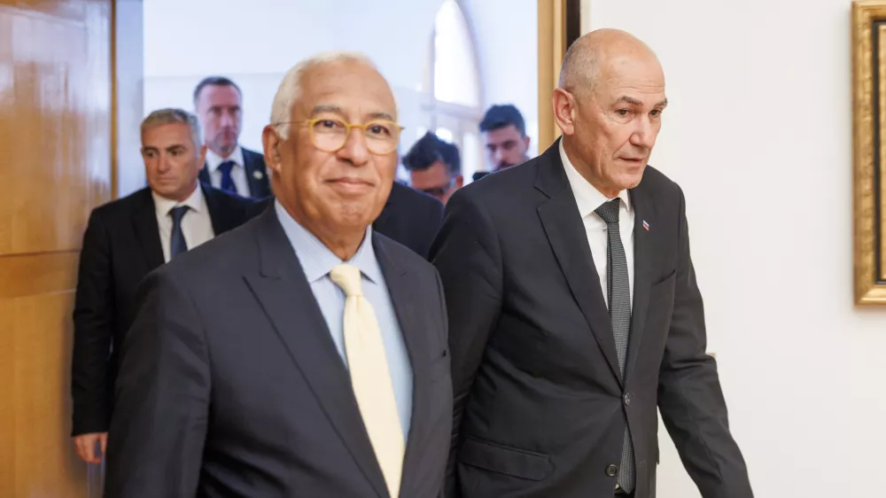 Costa na proračunski turneji tudi z Jan&scaron;o iskal kvadraturo kroga