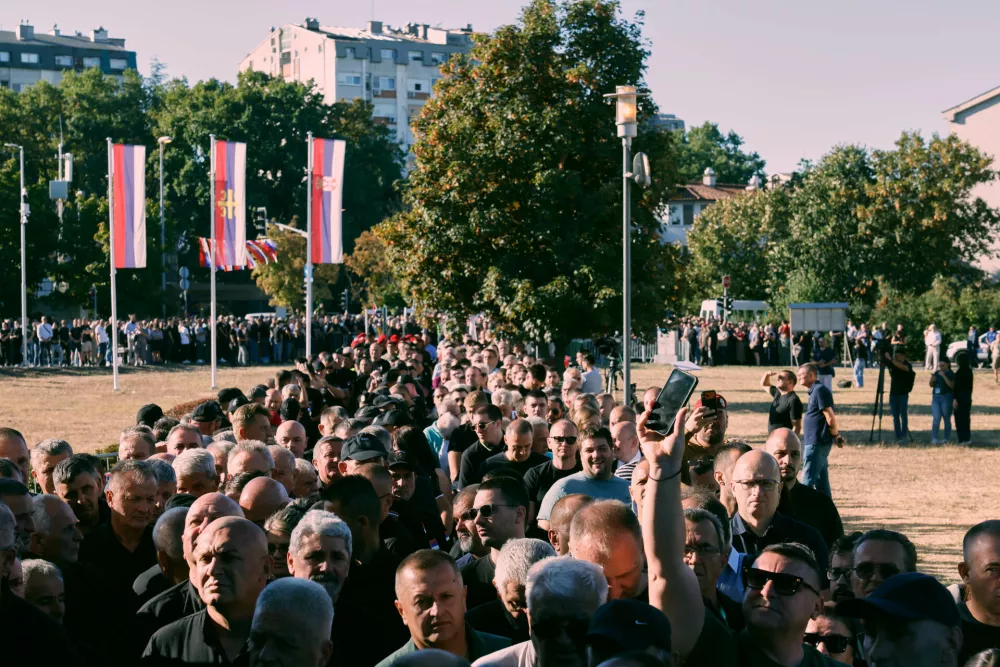 People line up to pay their respects to the former Bosnian Serb army commander Ratko Mladic who died last week while serving a life sentence for genocide and other atrocities during the war in Bosnia, at the St. Luka Church, in Belgrade, Serbia, Monday, Sept. 7, 2026. (AP Photo/Marko Drobnjakovic)