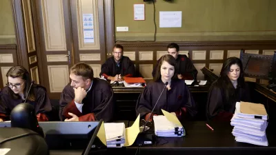 Drage ure in kupi gotovine: Na&scaron;li za 1,5 milijona evrov sumljivega premoženja