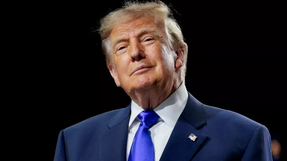 U.S. President Donald Trump arrives on stage at the Republican National Midterm Convention in Dallas, Texas, U.S., September 9, 2026. REUTERS/Evan Vucci