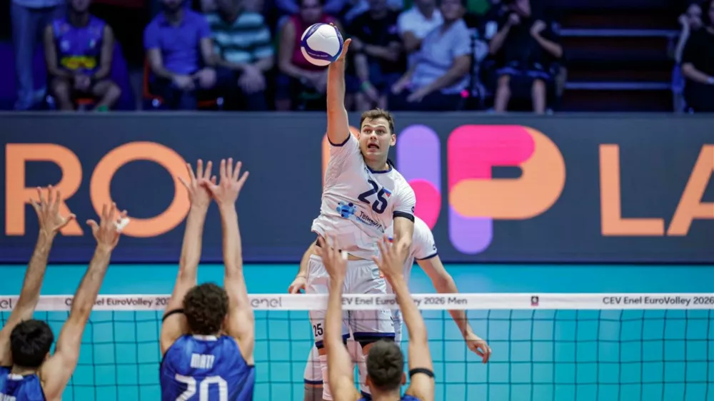 Klemen &Scaron;en, Slovenija, odbojka