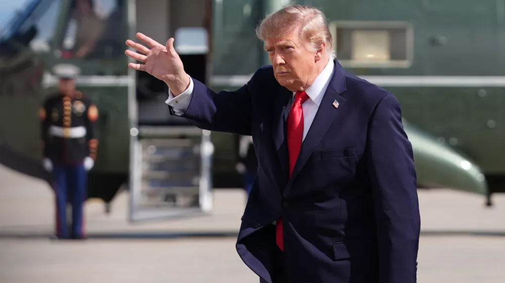 President Donald Trump arrives on Air Force One at John F. Kennedy International Airport, Monday, Sept. 21, 2026, in New York. (AP Photo/Julia Demaree Nikhinson)