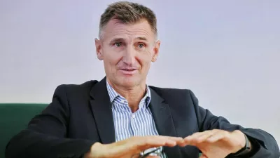dr. Milan LavričsociologFF Maribor