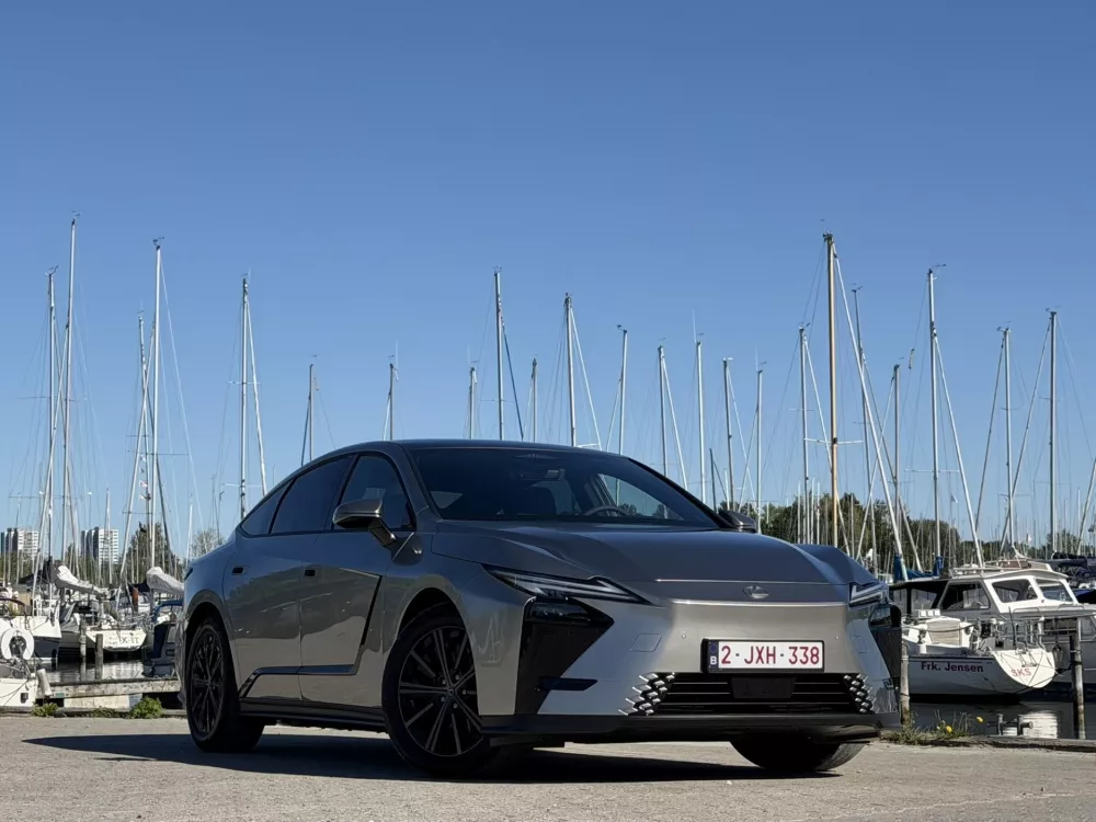 Lexus ES / Foto: Matjaž Terzič