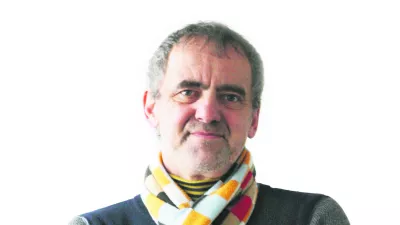 Leon Magdalenc, zunanji kolumnist - Dnevnik 2016 - portreti za komentarje in kolumne - kolumnisti - - //FOTO: Tomaž Skale------barvno, belo ozadje, za kolumno, PERMANENT!!!