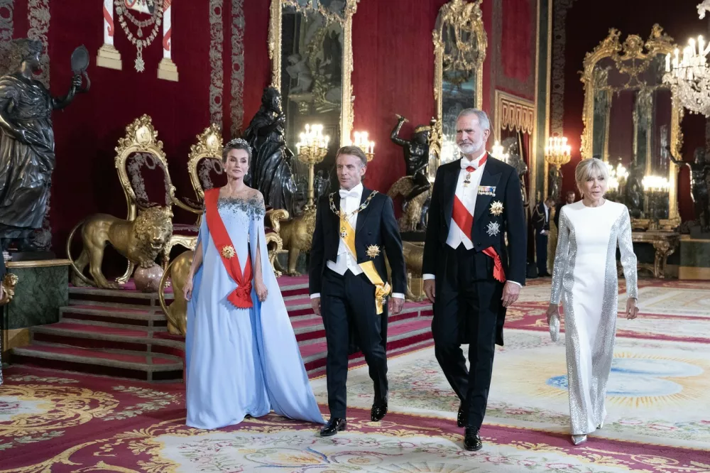 Queen Letizia of Spain, French President Emmanuel Macron, King Felipe VI of Spain and First Lady of France Brigitte Macron attend an Gala Dinner at the Royal Palace of Madrid on the first day of the State Visit of the President of France on September 29, 2026 in Madrid, Spain. //NIVIERE_DSC_1189/Credit:David NIVIERE/SIPA/2609300150,Image: 1139307517, License: Rights-managed, Restrictions:, Model Release: no 