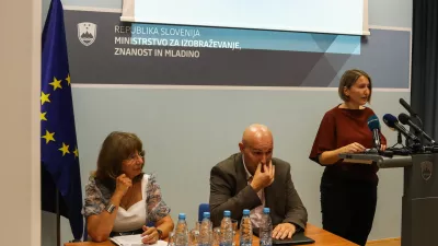 - Mojca Škrinjar, državna sekretarka ministrstva za izobraževanje znanost in mladino,- Borut Rončević, minister za izobraževanje znanost in mladino,- Klaudija Šterman Ivančič, koordinatorka raziskave iz Pedagoškega inštituta,- 08.09.2026. - Predstavitev rezultatov mednarodne raziskave PISA 2025, ki kaže dosežke 15 letnikov na področju bralne, matematične in naravoslovne pismenosti.