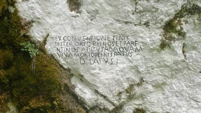 Vsebina napisa govori o dogovoru med Ortoplini in Parentini ter Ortoplinom dovoljuje dostop do &raquo;žive vode&laquo;. Foto: arhiv JU Park prirode Velebit