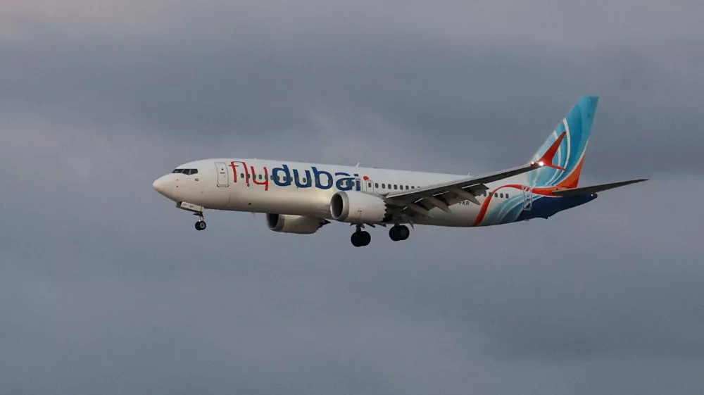 FILE PHOTO: A plane, carrying passengers who were on the FlyDubai aircraft bound for Israel from the United Arab Emirates, which was diverted to Saudi Arabia following an emergency signal, arrives at the Ben Gurion International Airport, in Lod, near Tel Aviv, Israel, September 30, 2026. REUTERS/Ammar Awad/File Photo