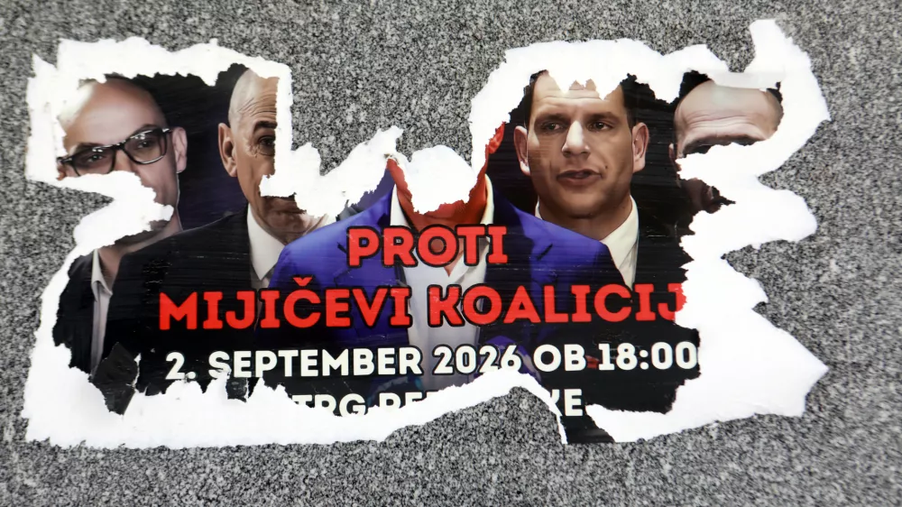 26.08.2026 - shod proti koaliciji, Mijić, Stevanović, Resnica, koalicija plakatFoto: tomaž Skale