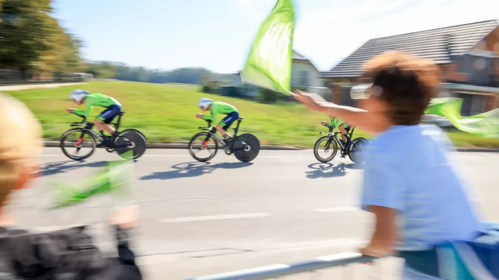 Slovenski ekipi se ni uspelo vme&scaron;ati v boj za kolajne. Foto: Kolesarska zveza Slovenije / Sportida