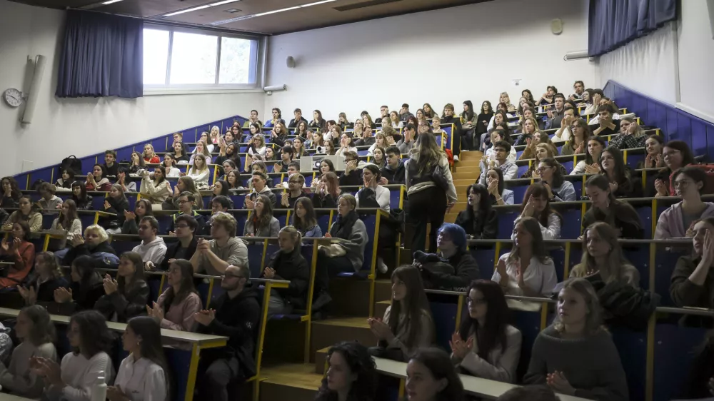 - 01.10.2024 - 1. &scaron;olski dan za &scaron;tudente - Bruci - Filozofska fakulteta v Ljubljani//FOTO: Jaka Gasar