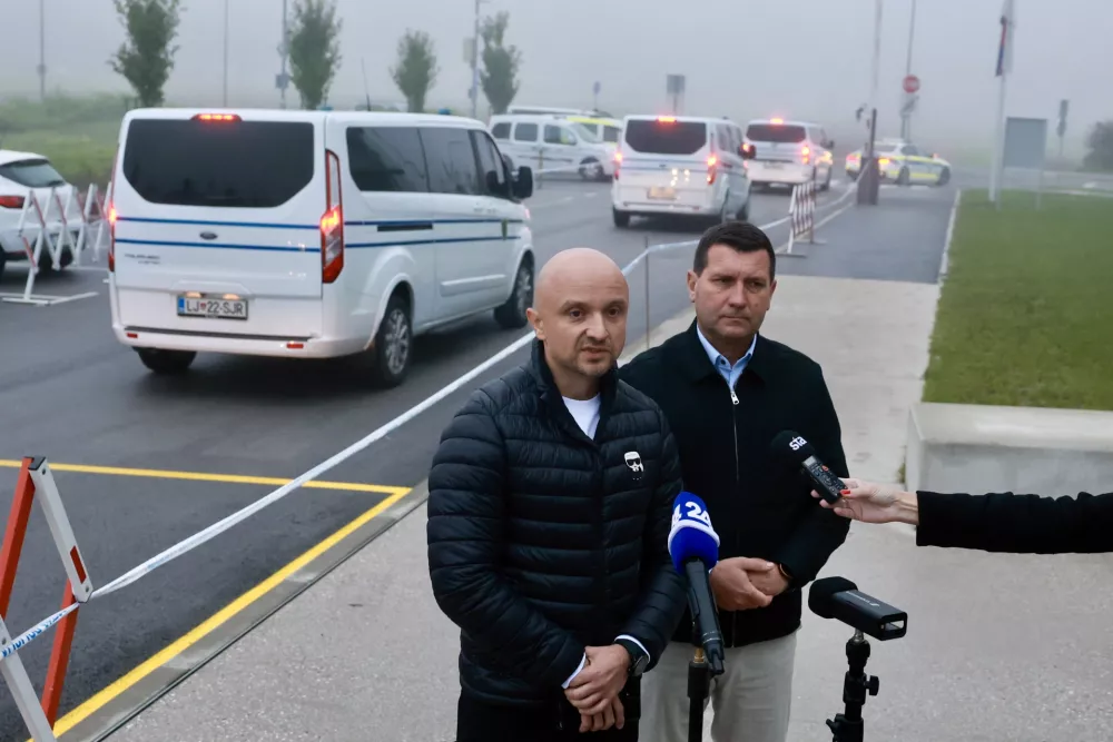 Pov&scaron;etova že sameva: Specialci so bili na ulicah, zaporniki pa na poti v novi zapor