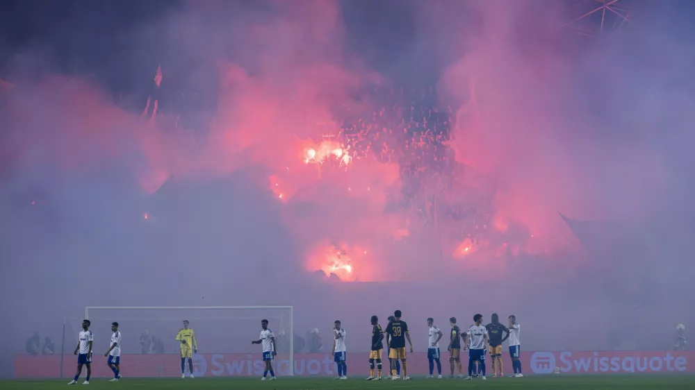 hajduk, ajax, split, poljud, nogomet, torcida, konferenčna liga