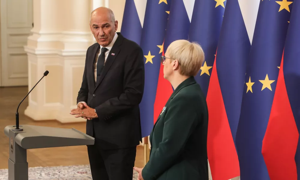 - Janez Ivan Jan&scaron;a, Predsednik Vlade RS,- Nata&scaron;a Pirc Musar, Predsednica RS,- 17.06.2026. Sprejem 16. Vlade Republike Slovenije pri Predsednici Republike Slovenije Nata&scaron;i Pirc Musar.//FOTO: Bojan Velikonja