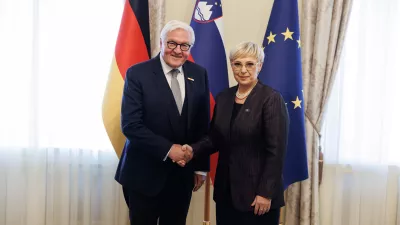 Ljubljana, predsedniska palaca.Srecanje skupine Arraiolos - PR s predsednikom Nemcije Frankom-Walterjem Steinmeierjem.Predsednik Nemcije Frank-Walter Steinmeier in predsednica Slovenije Natasa Pirc Musar.