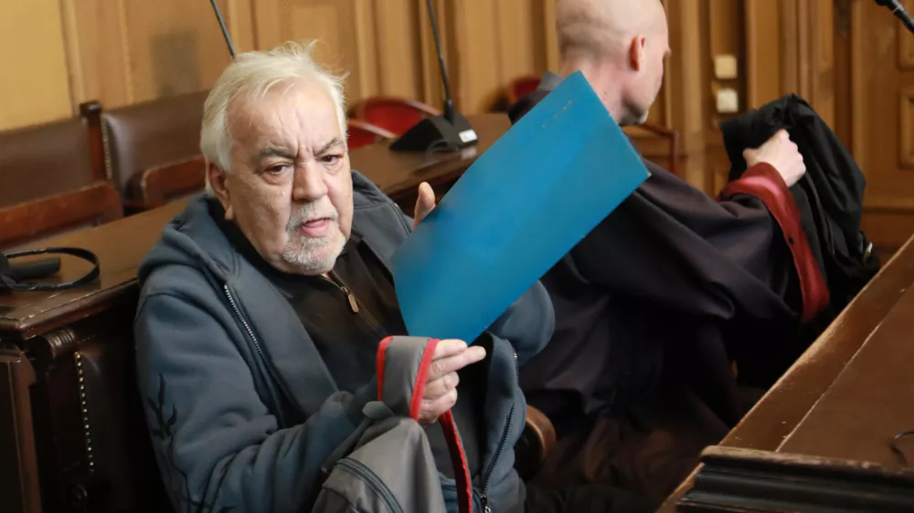 Obtoženi končno spregovoril: &ldquo;Bila je hladna, ni imela pulza. Truplo sem pokril in &scaron;el.&rdquo;