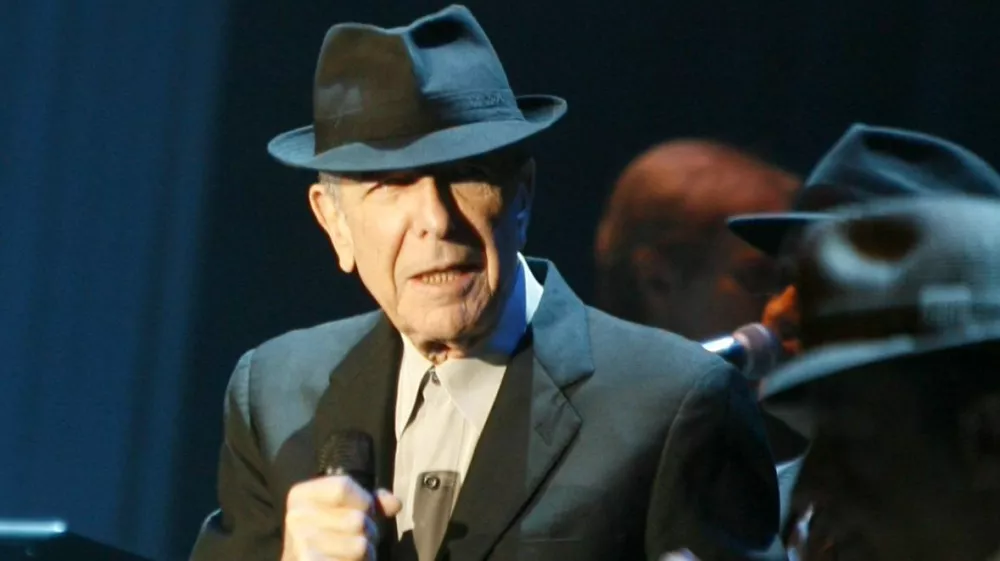 kanadski kantavtor Leonard Cohen, svetovna turneja "World Tour 2010". - koncert kantavtorja Leonarda Cohena v Stožicah /FOTO: Bojan Velikonja 