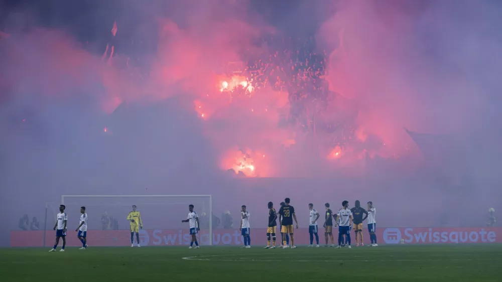 hajduk, ajax, split, poljud, nogomet, torcida, konferenčna liga
