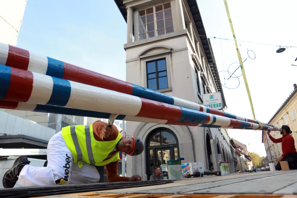 20.10.2026 -Plečnikov jambor, postavitevFoto: Tomaž Skale